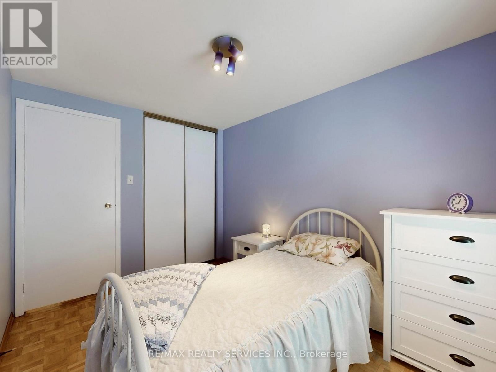 16 Grassington Crescent, Brampton (Northgate), Ontario  L6S 1Z6 - Photo 24 - W12886772