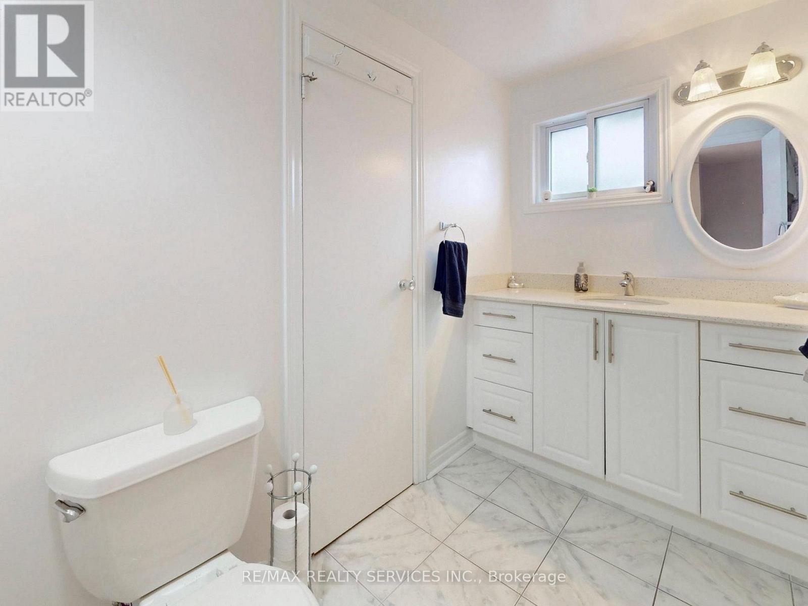 16 Grassington Crescent, Brampton (Northgate), Ontario  L6S 1Z6 - Photo 31 - W12886772