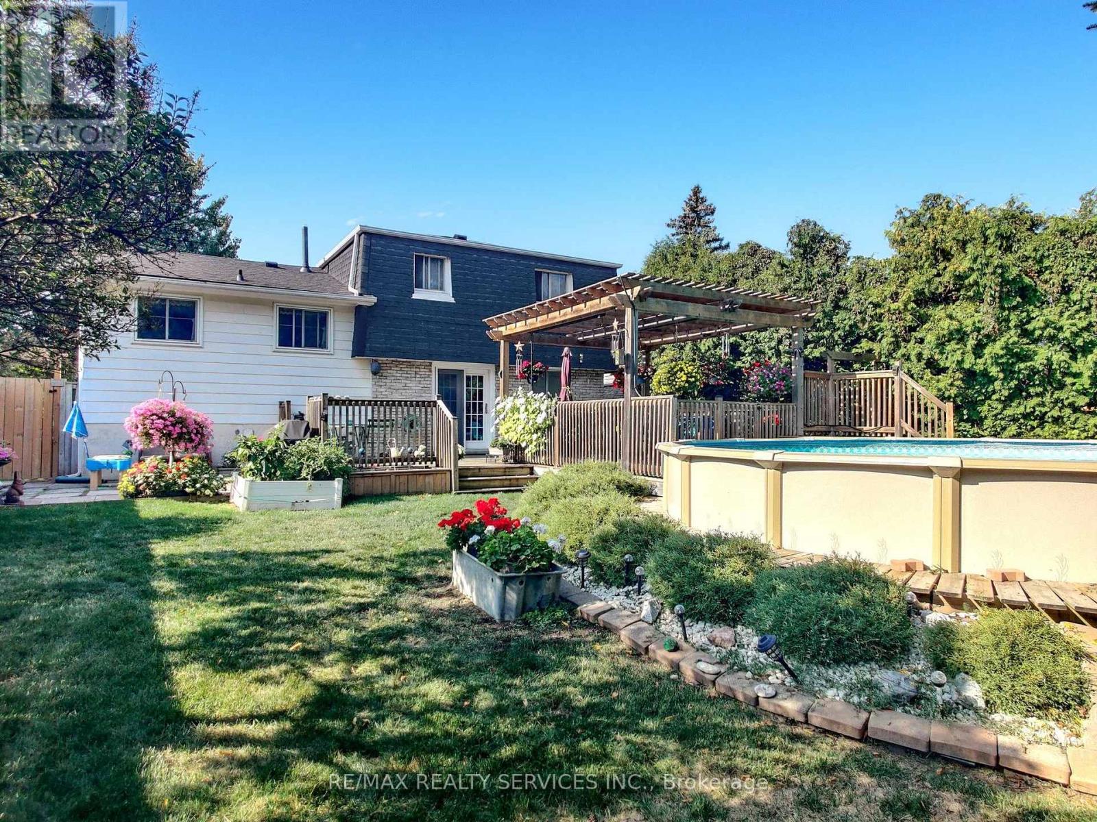 16 Grassington Crescent, Brampton (Northgate), Ontario  L6S 1Z6 - Photo 46 - W12886772