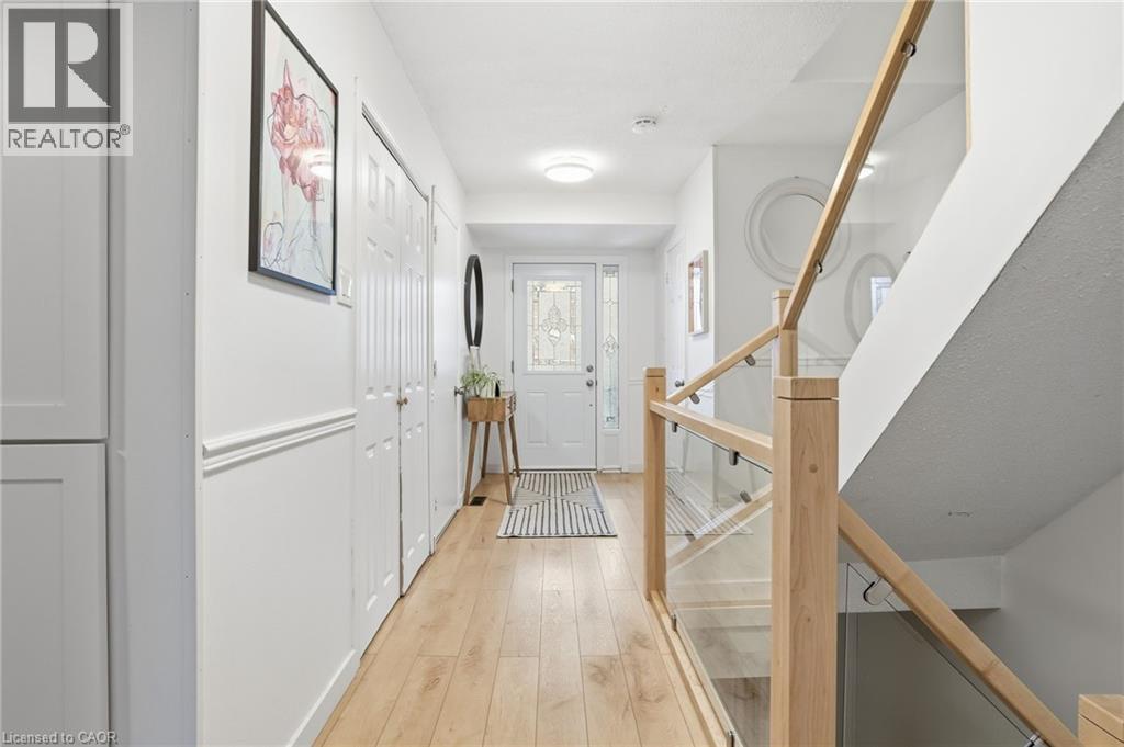 391 Stone Church Road E Unit# 63, Hamilton, Ontario  L9B 2H3 - Photo 8 - 40799178