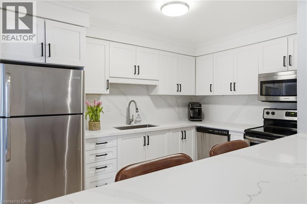 391 Stone Church Road E Unit# 63, Hamilton, Ontario  L9B 2H3 - Photo 9 - 40799178