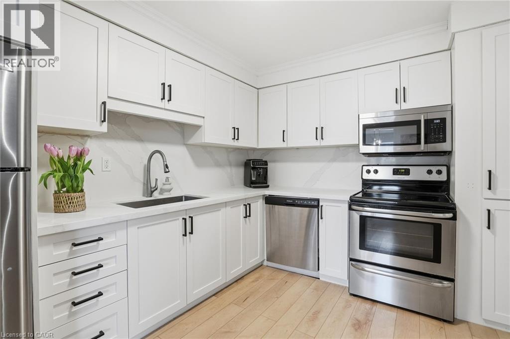 391 Stone Church Road E Unit# 63, Hamilton, Ontario  L9B 2H3 - Photo 10 - 40799178