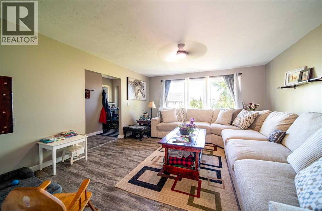 101 11 Street, Wainwright, Alberta  T9W 1G9 - Photo 4 - A2222107