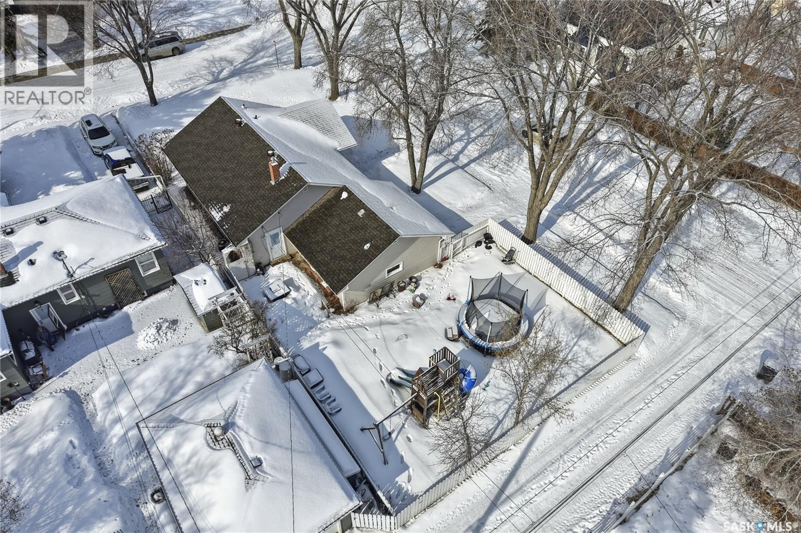 1501 Wiggins Avenue S, Saskatoon, Saskatchewan  S7H 2J7 - Photo 41 - SK030497