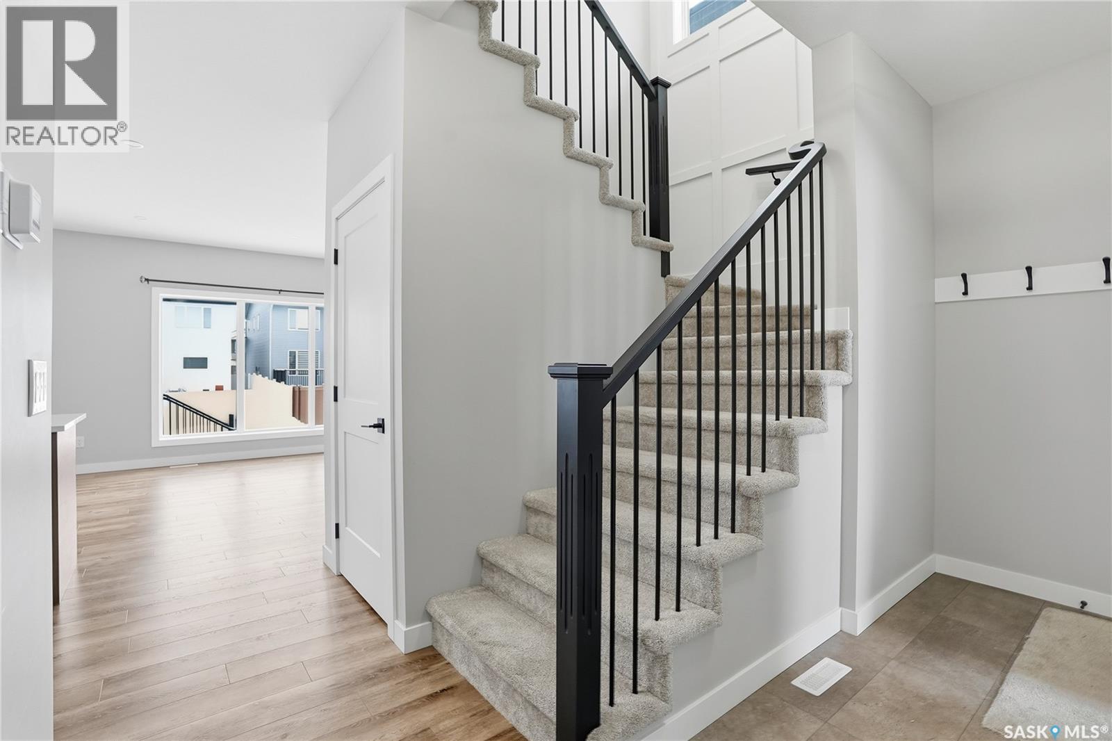 330 Aniskotaw Bend, Saskatoon, Saskatchewan  S7V 1M1 - Photo 5 - SK030496