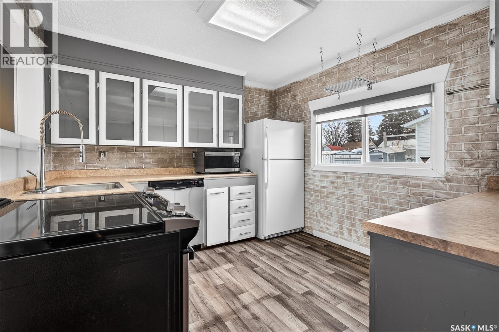 1037 Lillooet Street W, Moose Jaw, Saskatchewan  S6H 4Z9 - Photo 14 - SK030437