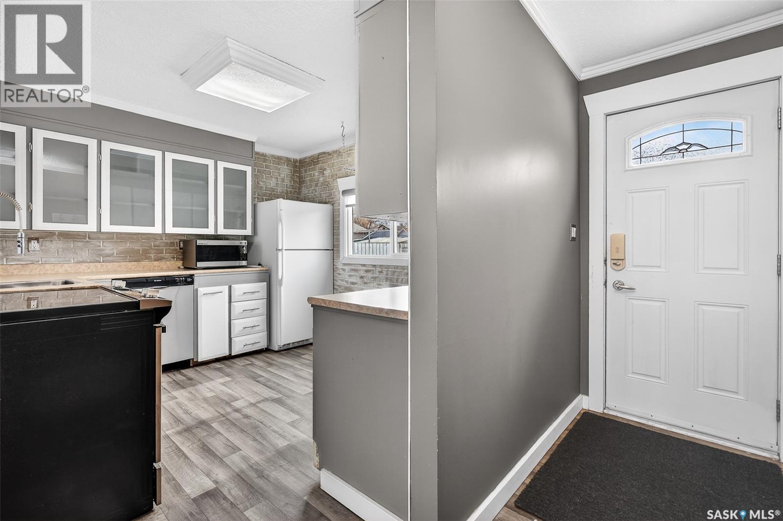 1037 Lillooet Street W, Moose Jaw, Saskatchewan  S6H 4Z9 - Photo 19 - SK030437