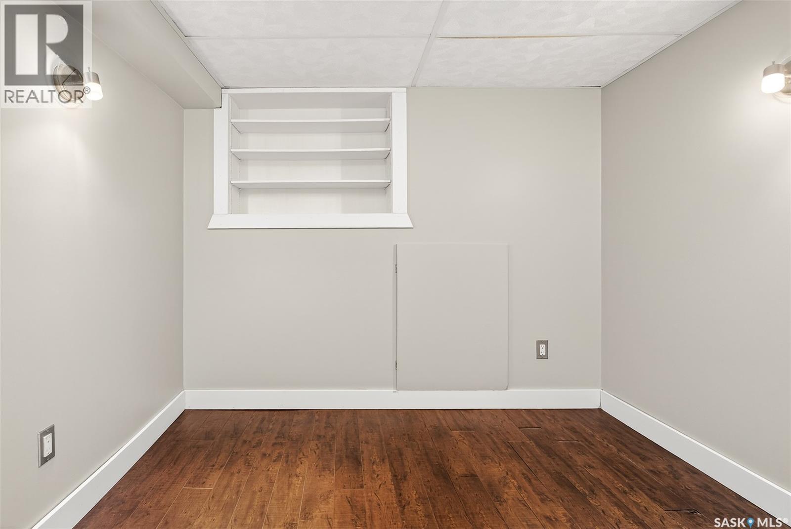 1037 Lillooet Street W, Moose Jaw, Saskatchewan  S6H 4Z9 - Photo 35 - SK030437