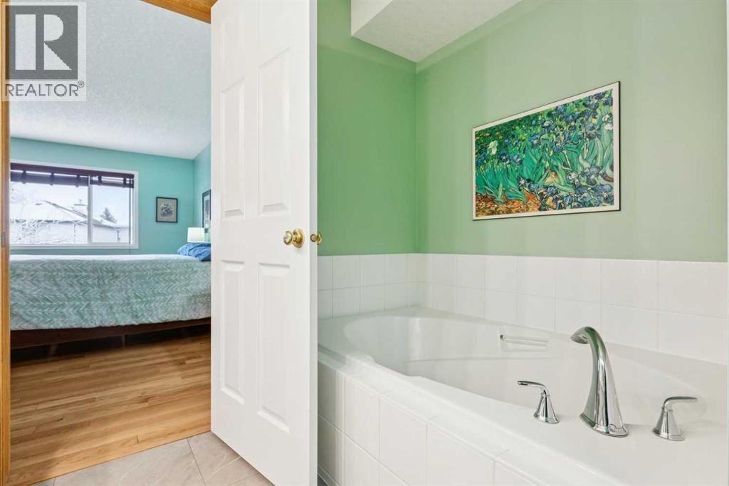 304 Mt Brewster Circle Se, Calgary, Alberta  T2Z 3J2 - Photo 26 - A2288906