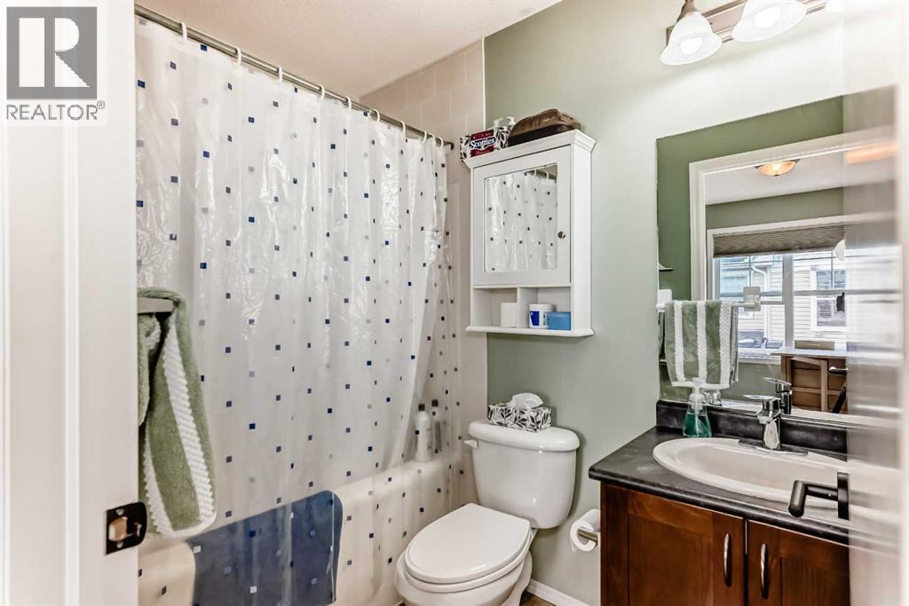 389 Elgin Gardens Se, Calgary, Alberta  T2Z 4T8 - Photo 28 - A2289271