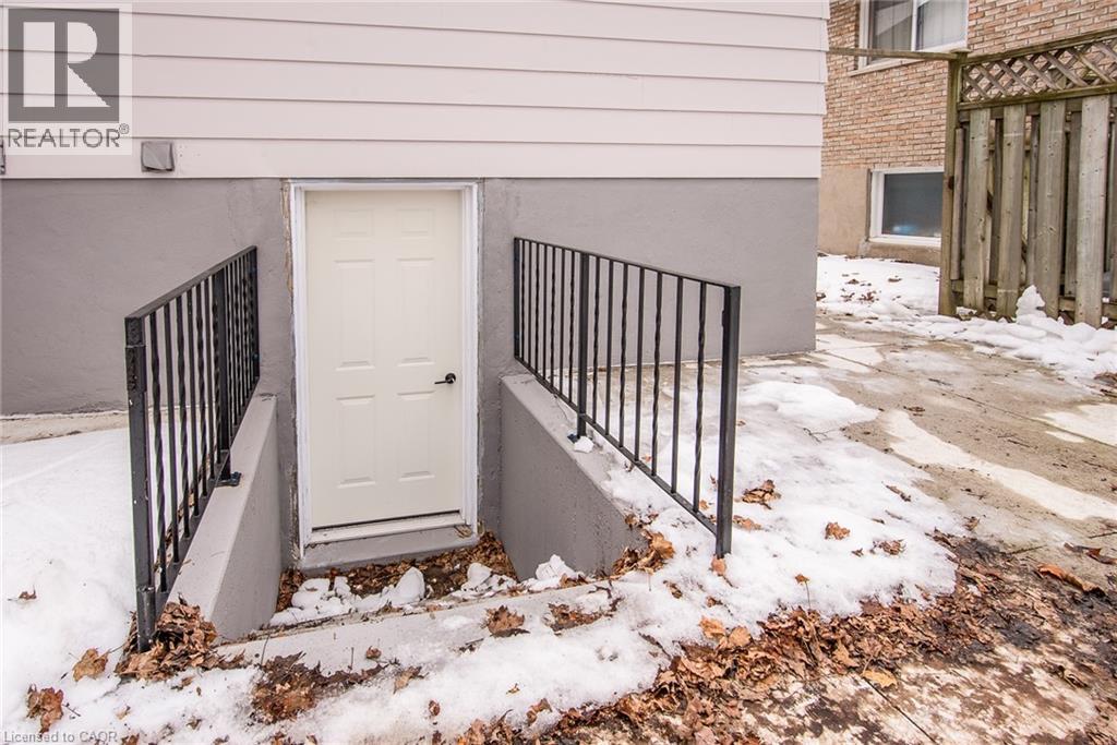 627 Glen Forrest Boulevard, Waterloo, Ontario  N2L 4K2 - Photo 9 - 40809286