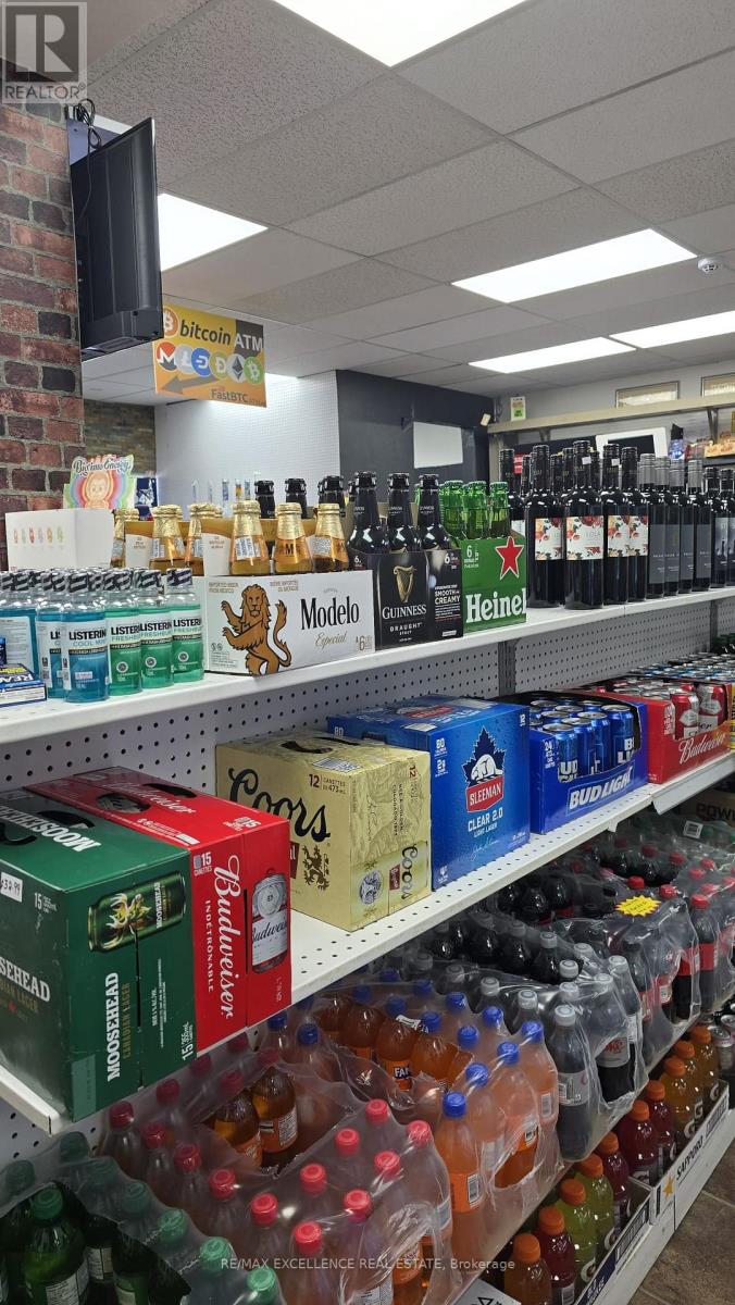 B - 543 Speedvale Avenue E, Guelph (Victoria North), Ontario  N1E 1P9 - Photo 12 - X12886760