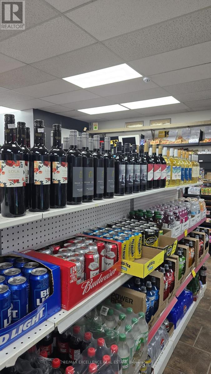 B - 543 Speedvale Avenue E, Guelph (Victoria North), Ontario  N1E 1P9 - Photo 6 - X12886760