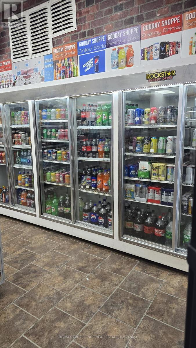 B - 543 Speedvale Avenue E, Guelph (Victoria North), Ontario  N1E 1P9 - Photo 7 - X12886760