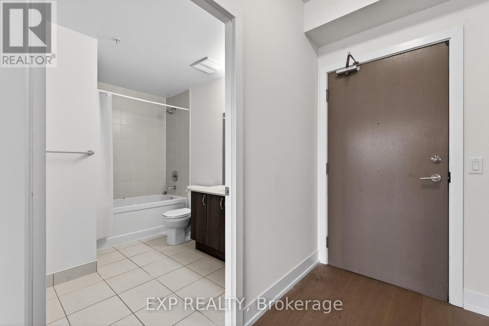 503 - 7 Kenaston Gardens, Toronto (Bayview Village), Ontario  M2K 1G7 - Photo 4 - C12771966