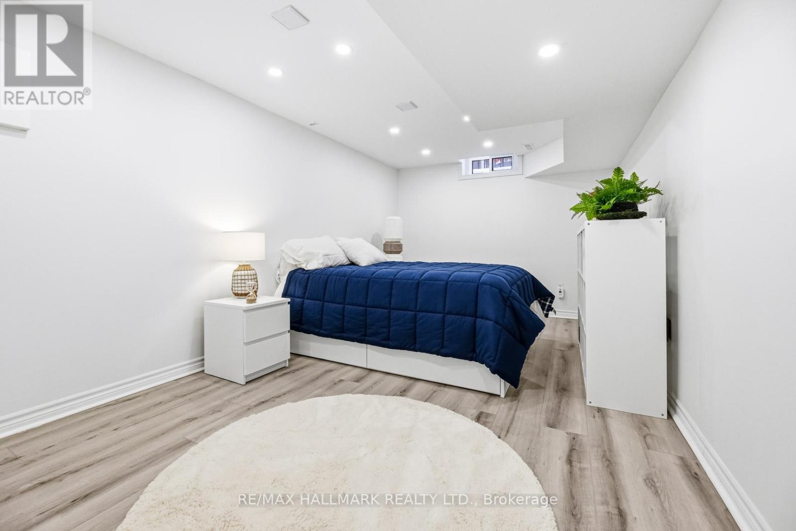 71 Robinson Crescent, Whitby, Ontario  L1N 6W6 - Photo 33 - E12860012