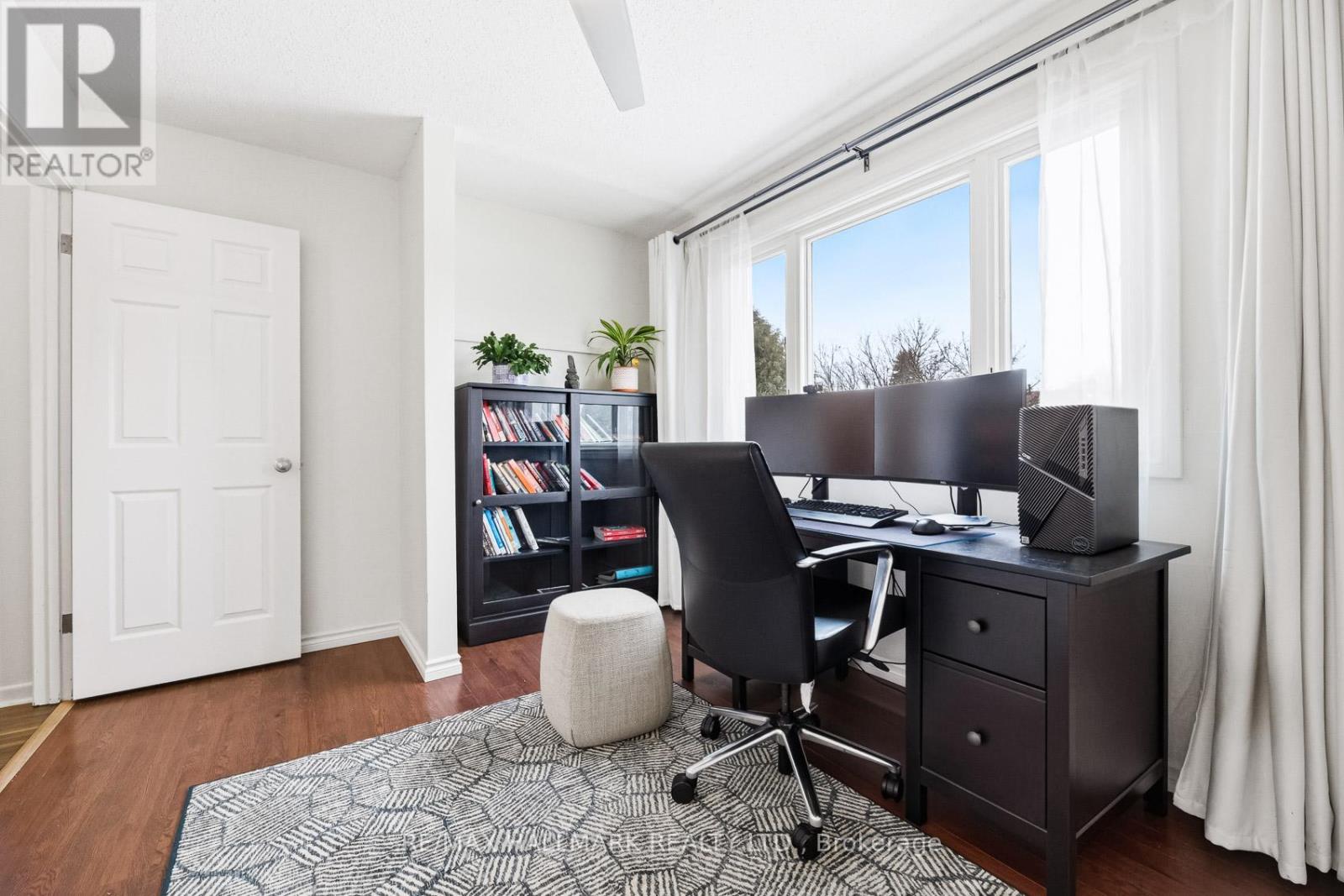 71 Robinson Crescent, Whitby, Ontario  L1N 6W6 - Photo 24 - E12860012