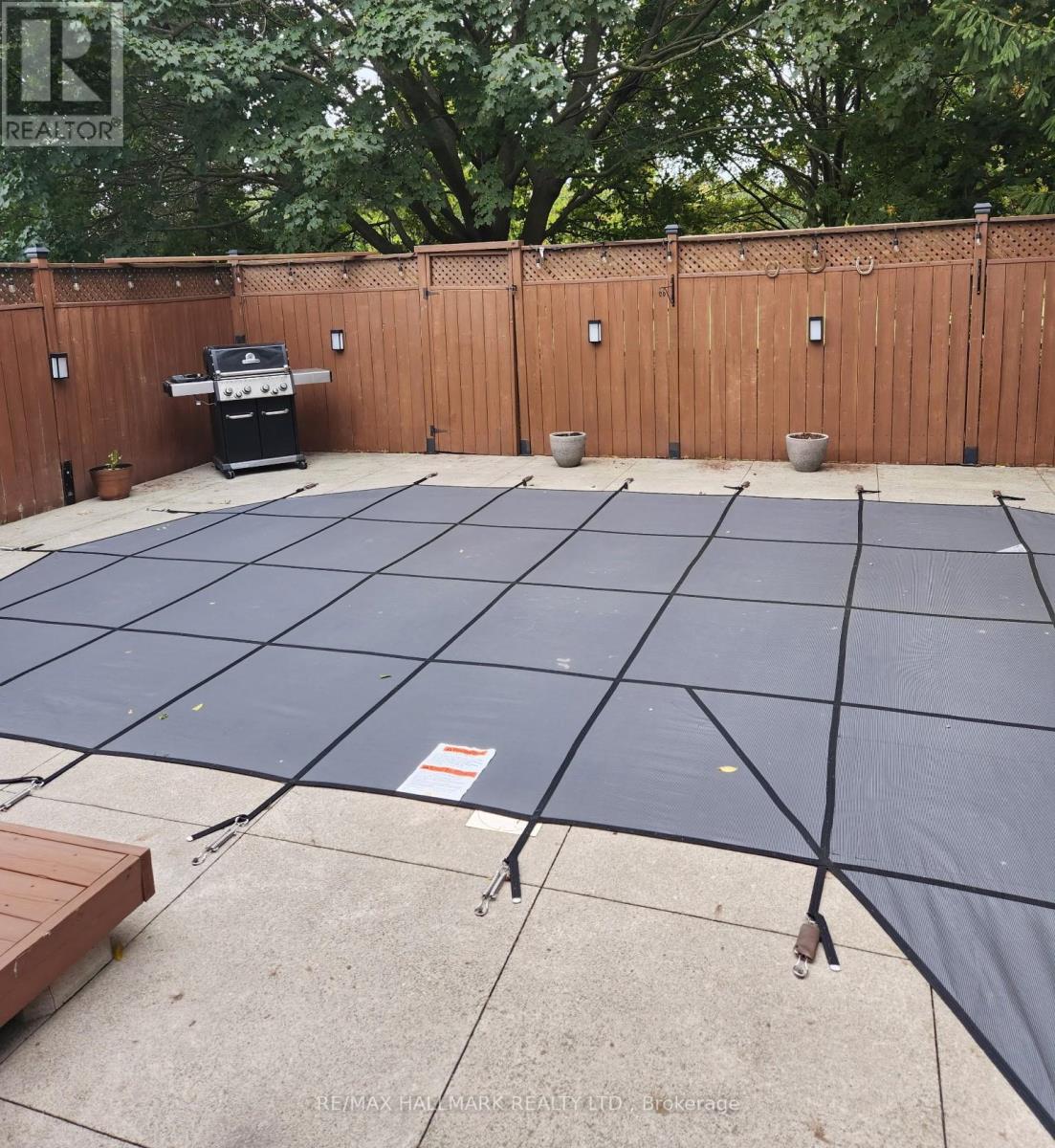 71 Robinson Crescent, Whitby, Ontario  L1N 6W6 - Photo 14 - E12860012