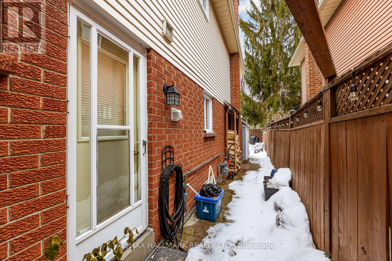 71 Robinson Crescent, Whitby, Ontario  L1N 6W6 - Photo 34 - E12860012