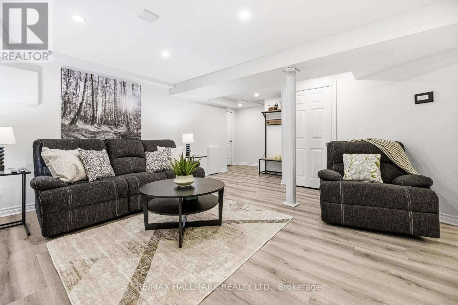 71 Robinson Crescent, Whitby, Ontario  L1N 6W6 - Photo 30 - E12860012