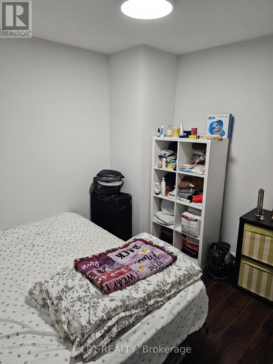 810 - 125 Village Green Square, Toronto (Agincourt South-Malvern West), Ontario  M1S 0G3 - Photo 7 - E12886630