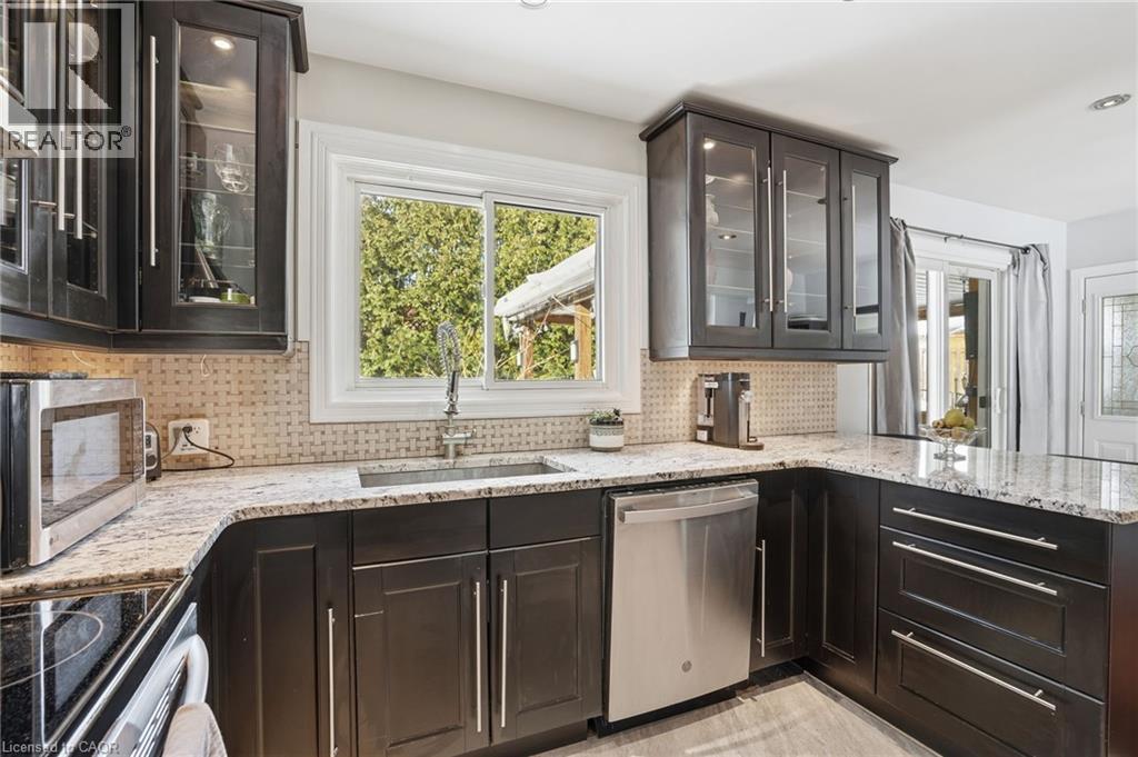 7 Piott Court, Stoney Creek, Ontario  L8G 2W2 - Photo 5 - 40805677