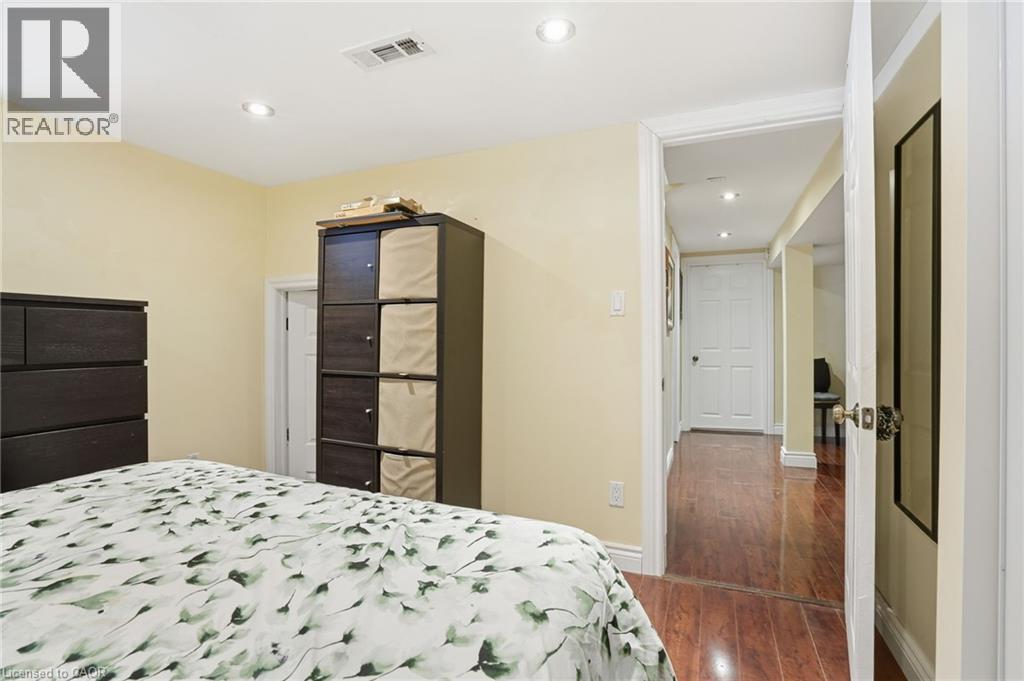 7 Piott Court, Stoney Creek, Ontario  L8G 2W2 - Photo 23 - 40805677