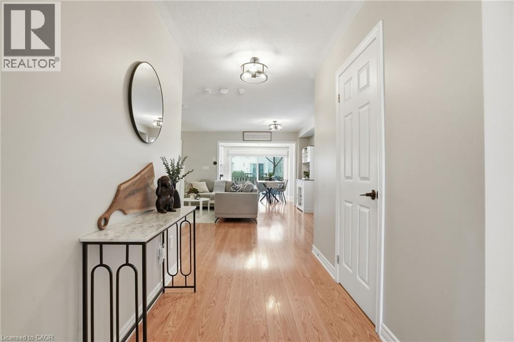 66 Blue Sky Trail, Waterdown, Ontario  L8B 0X6 - Photo 7 - 40810329