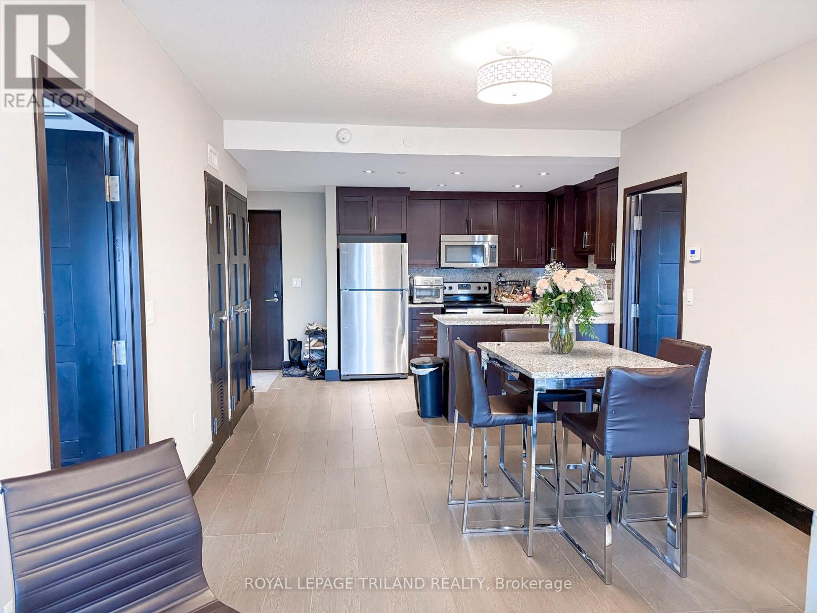 1511 - 1235 Richmond Street, London East, Ontario N6A 0C1 - Photo 2 - X12886814