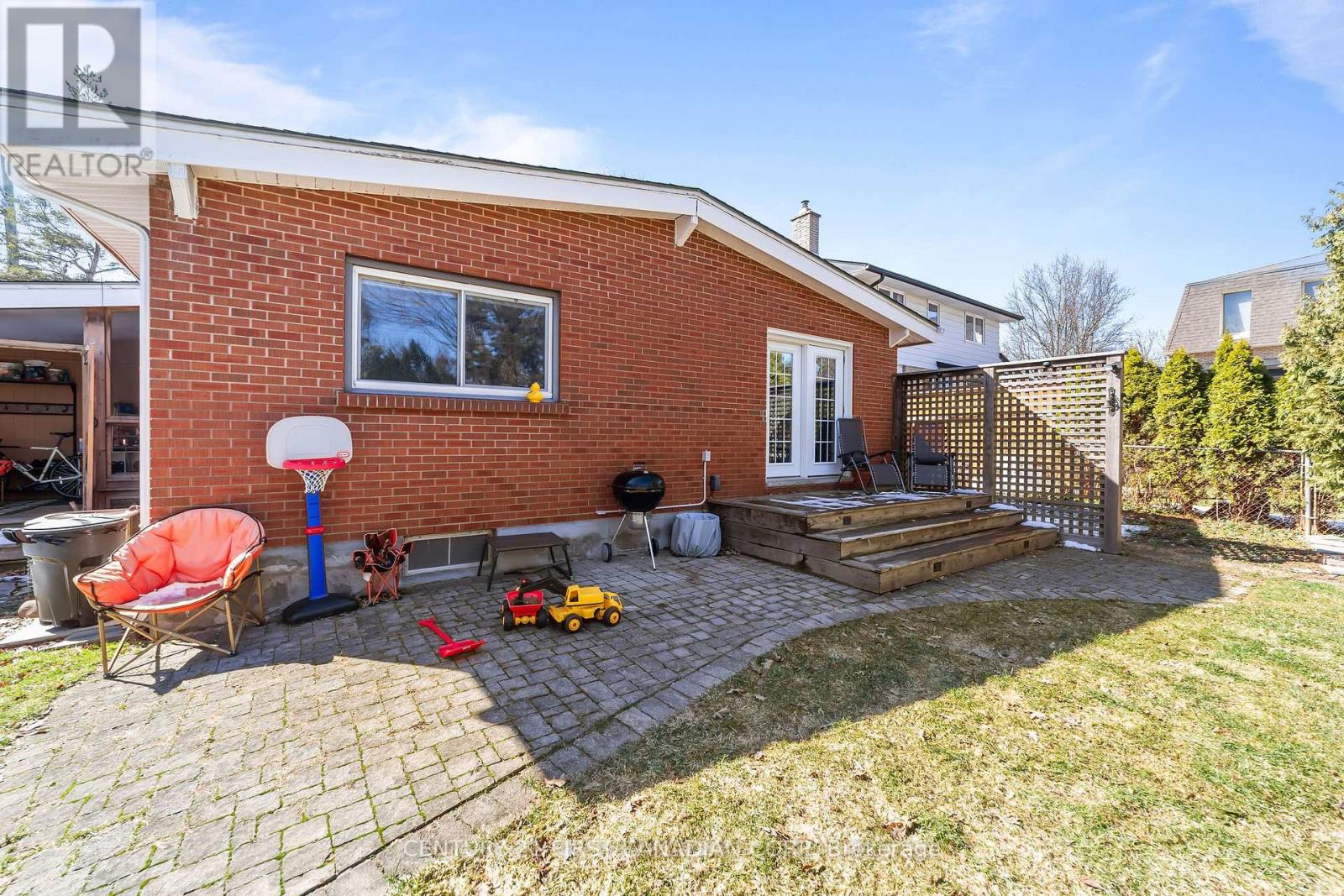 Photo 27 of 36 for 381 Hyde Park Road