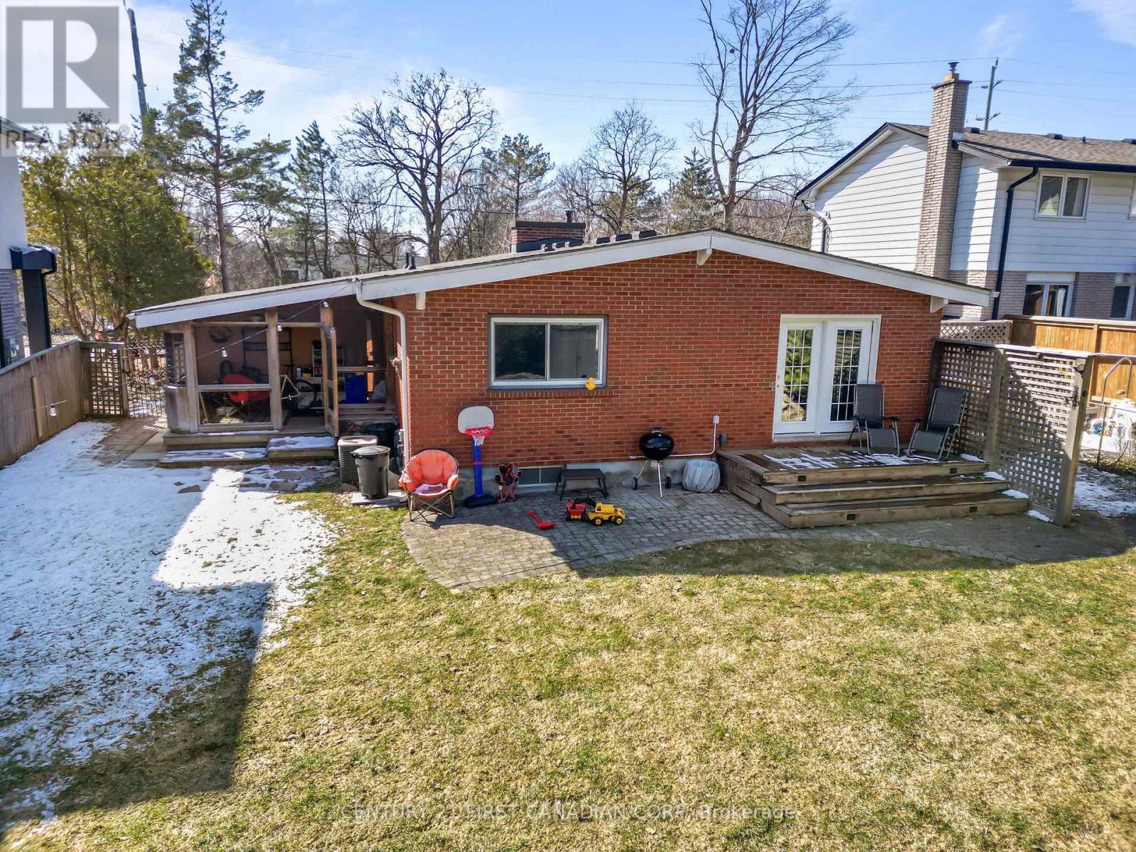 Photo 28 of 36 for 381 Hyde Park Road