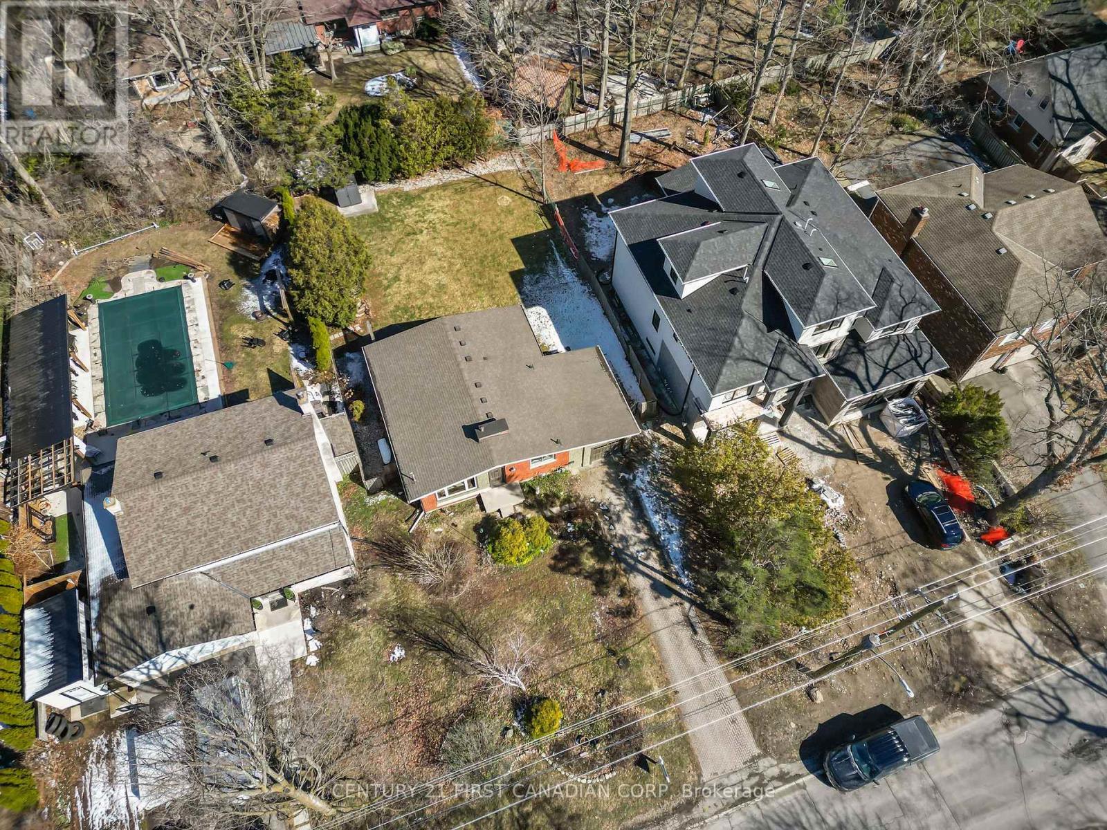 Photo 32 of 36 for 381 Hyde Park Road