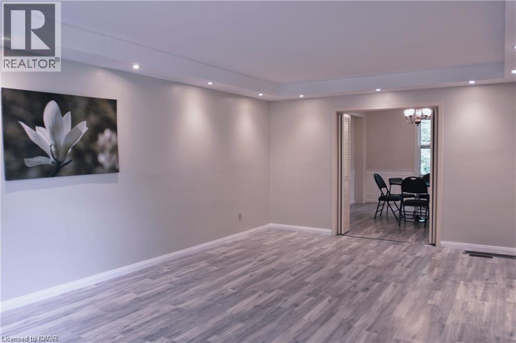 190 Mohawk Avenue, Waterloo, Ontario  N2L 2T3 - Photo 30 - 40812088