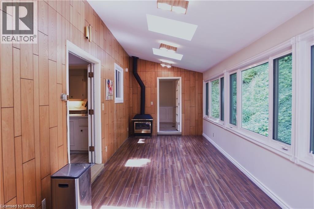 190 Mohawk Avenue, Waterloo, Ontario  N2L 2T3 - Photo 35 - 40812088