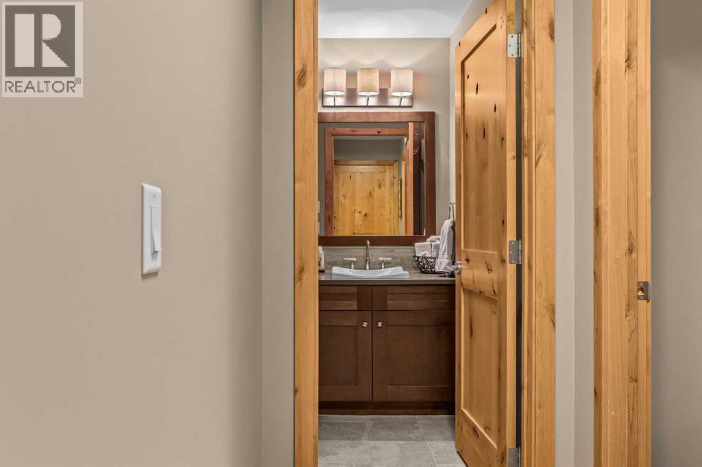 22 Streamside Lane, Canmore, Alberta  T1W 0J2 - Photo 8 - A2288564