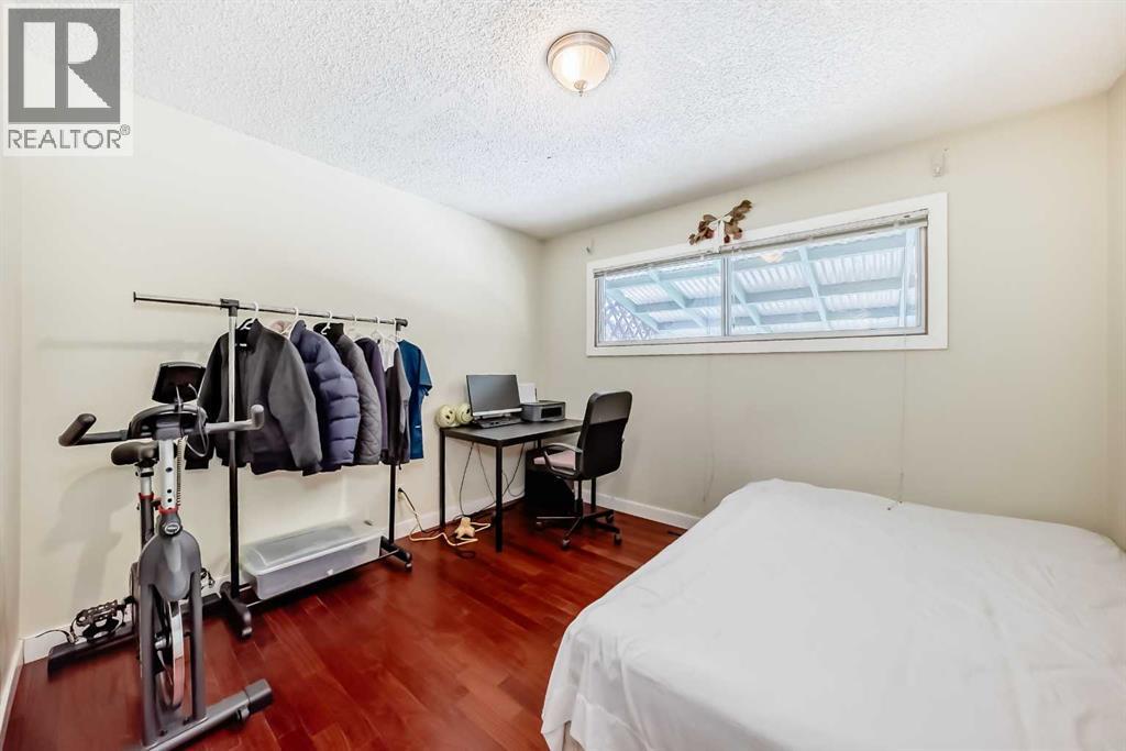 903 40 Street Sw, Calgary, Alberta  T3C 1W4 - Photo 17 - A2293634