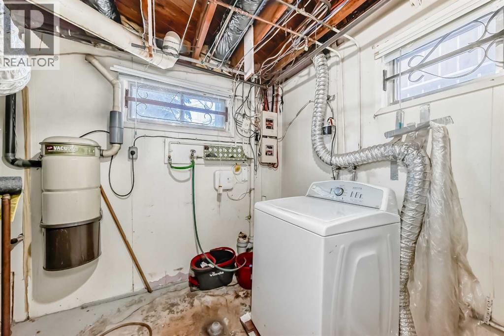 903 40 Street Sw, Calgary, Alberta  T3C 1W4 - Photo 30 - A2293634