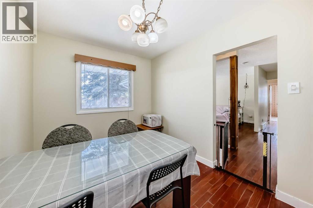 903 40 Street Sw, Calgary, Alberta  T3C 1W4 - Photo 9 - A2293634