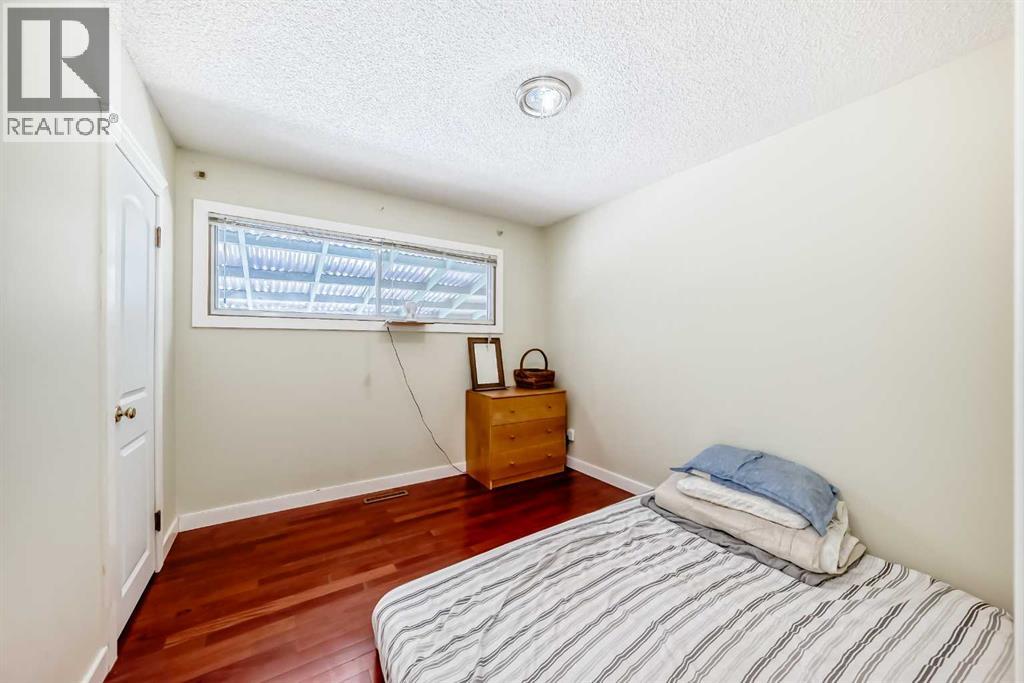 903 40 Street Sw, Calgary, Alberta  T3C 1W4 - Photo 15 - A2293634