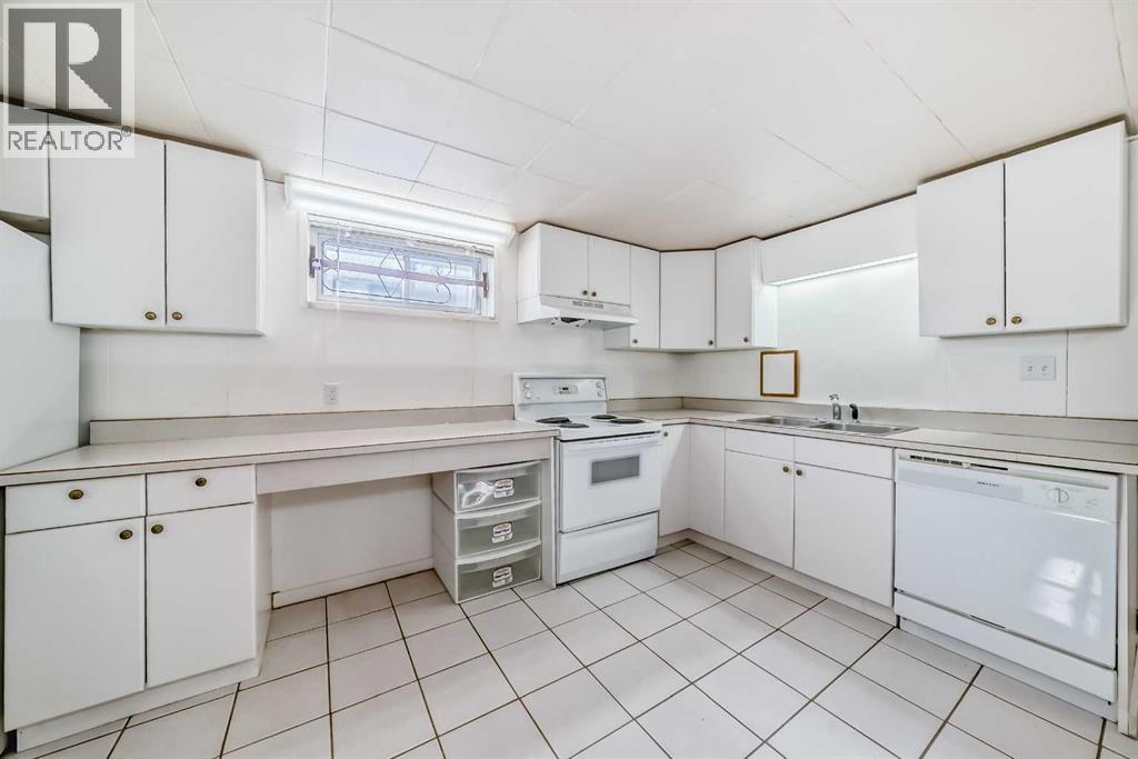 903 40 Street Sw, Calgary, Alberta  T3C 1W4 - Photo 23 - A2293634