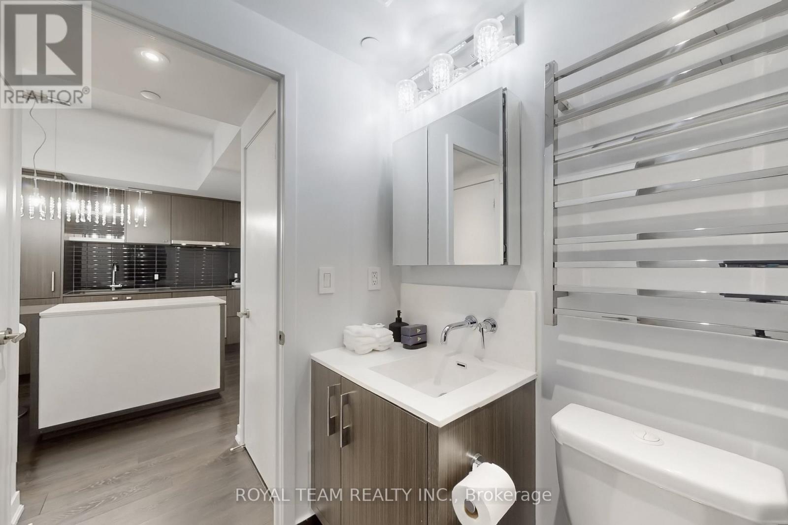 5703 - 88 Harbour Street, Toronto, Ontario  M5J 0C3 - Photo 24 - C12881732