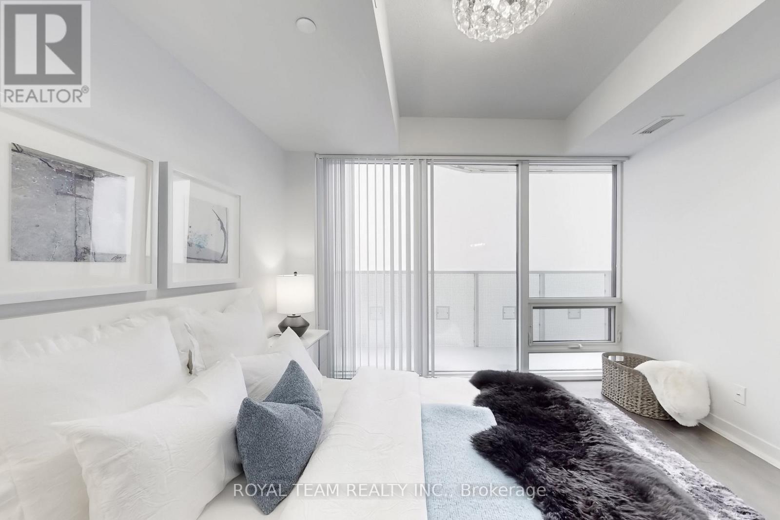 5703 - 88 Harbour Street, Toronto, Ontario  M5J 0C3 - Photo 20 - C12881732