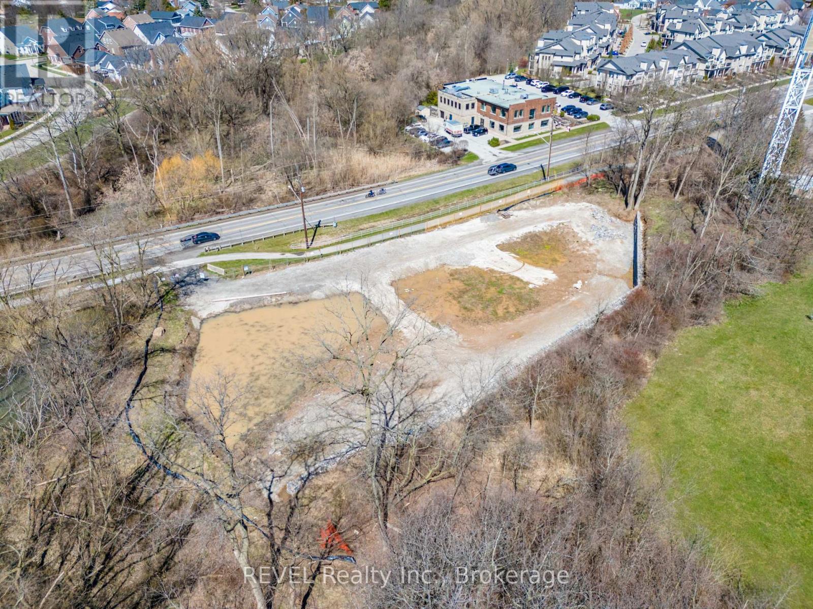 2203 Niagara Stone Road, Niagara-On-The-Lake, Ontario  L0S 1J0 - Photo 8 - X12582964