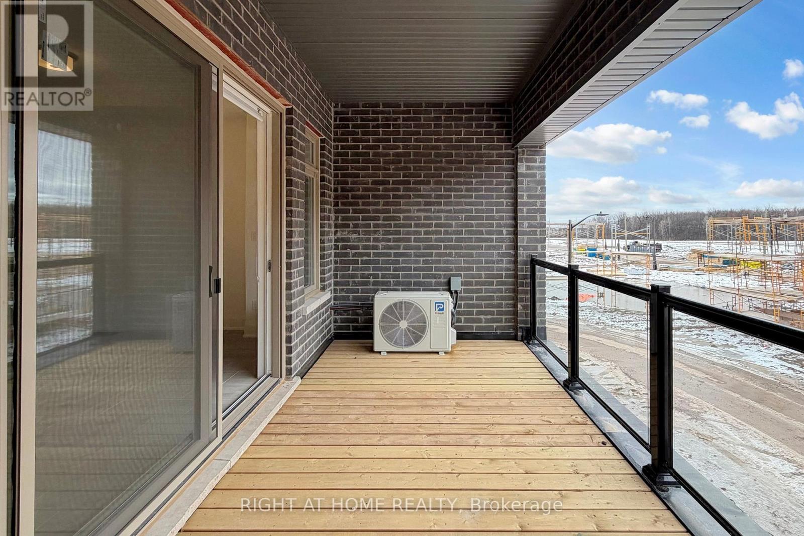 3300 Taha Gardens, Oakville, Ontario L6M 4K1 - Photo 37 - W12828848