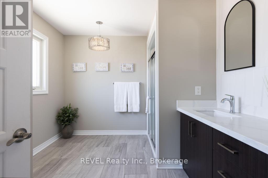 7819 Pender Street, Niagara Falls, Ontario  L2G 0H3 - Photo 25 - X12851108