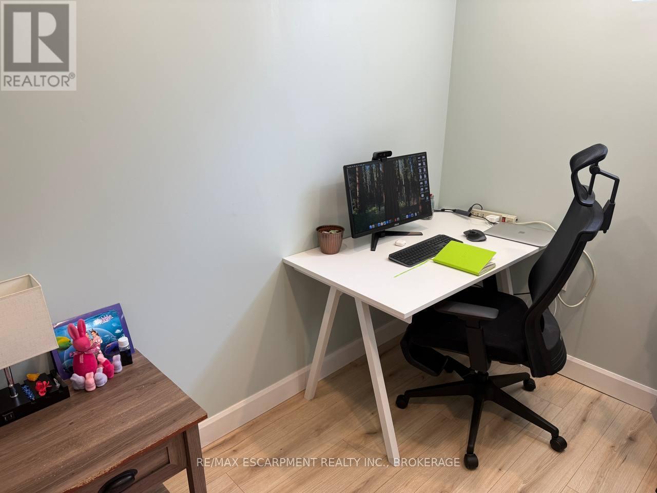 Lower - 253 East 44th Street, Hamilton, Ontario  L8T 3H7 - Photo 13 - X12886666