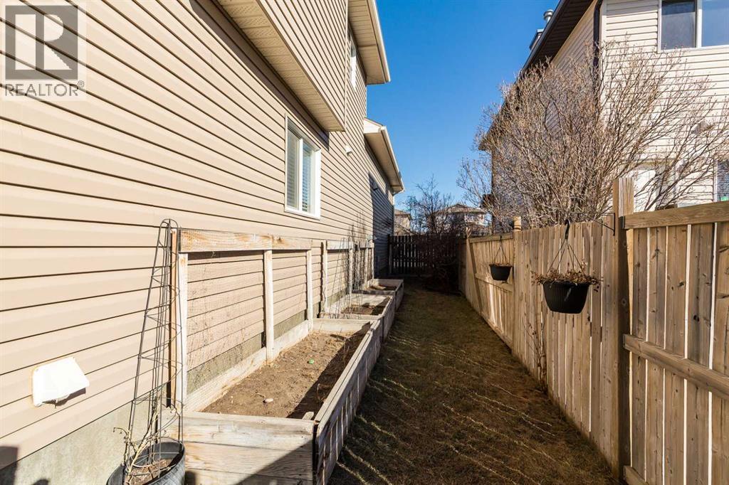 505 Gateway Crescent S, Lethbridge, Alberta  T1K 4X2 - Photo 28 - A2292669