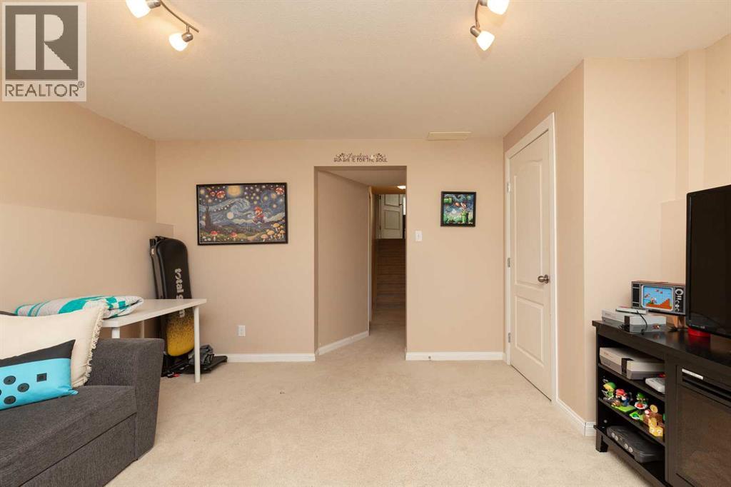 505 Gateway Crescent S, Lethbridge, Alberta  T1K 4X2 - Photo 25 - A2292669