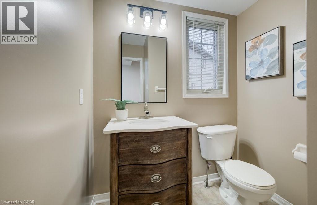 2058 Glenhampton Road, Oakville, Ontario  L6M 3T9 - Photo 9 - 40810713