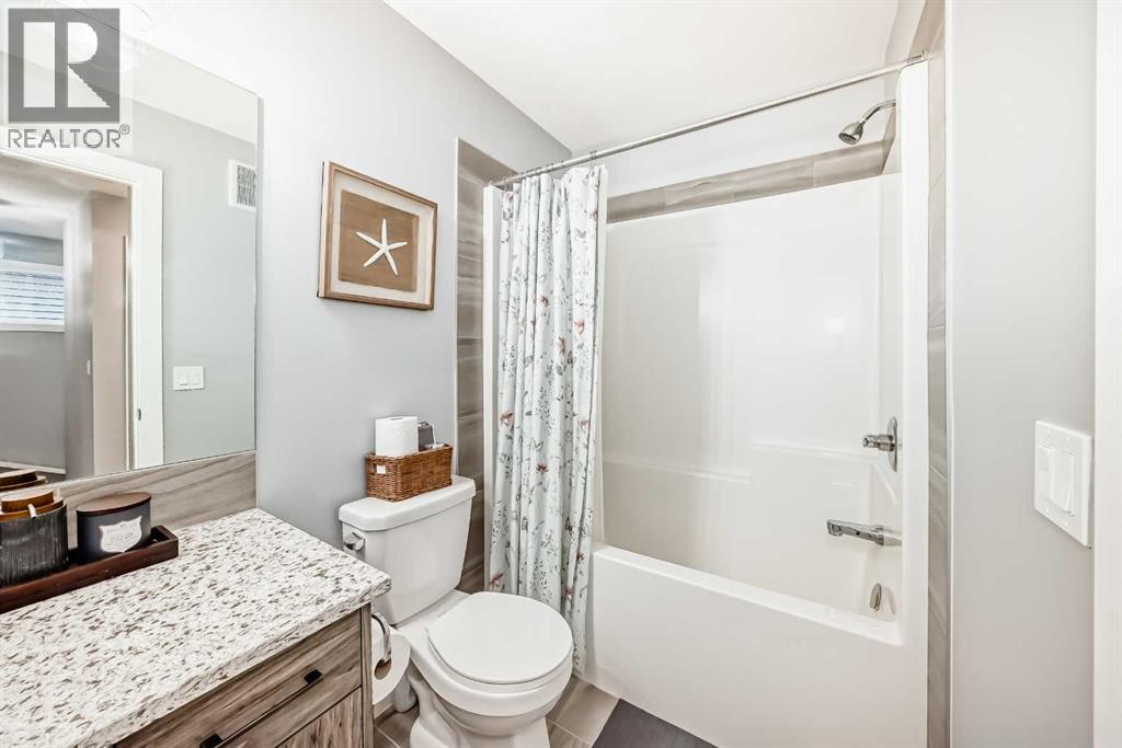 804 Lawthorn Way Se, Airdrie, Alberta  T4A 3M9 - Photo 36 - A2282762